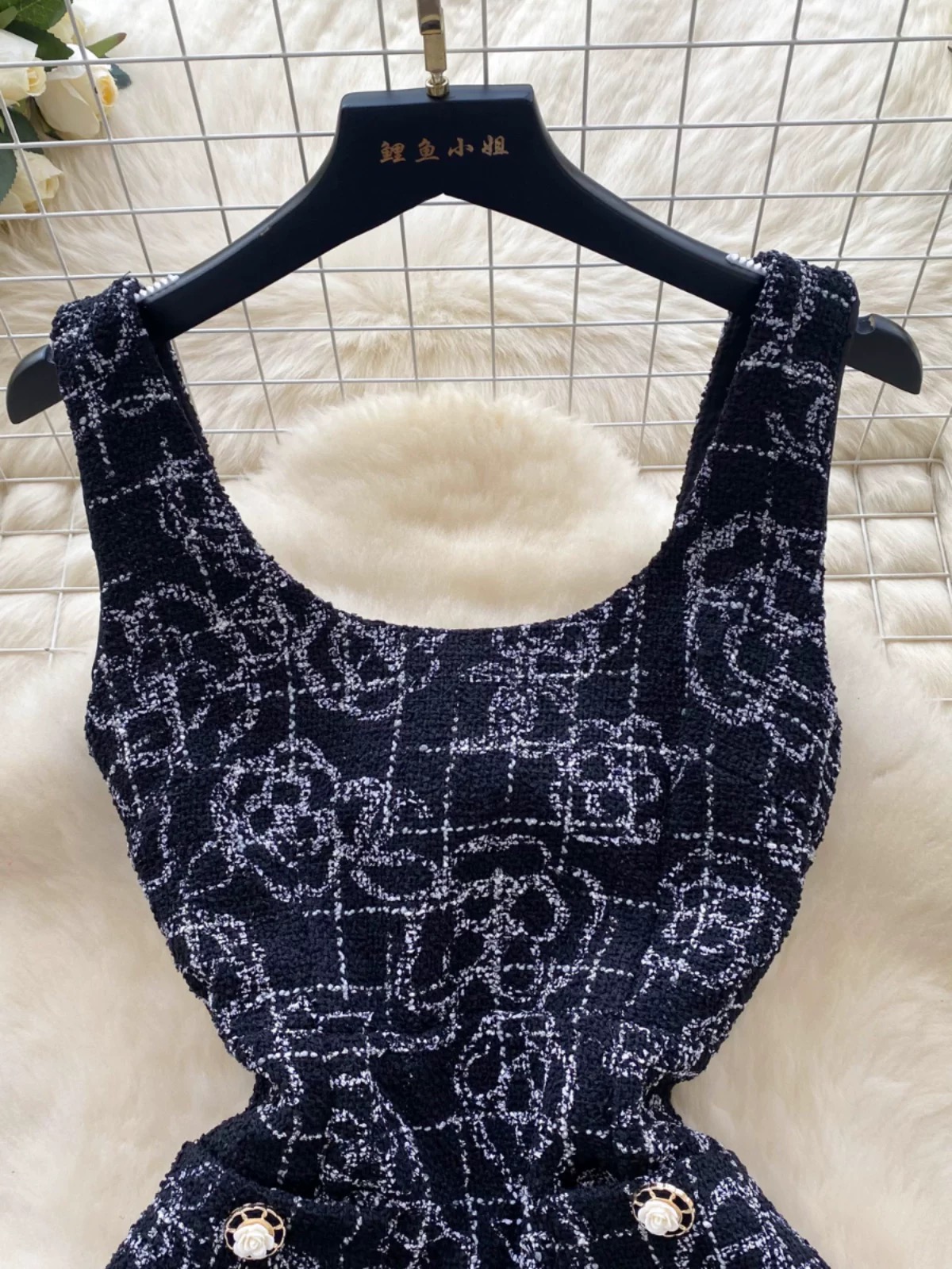 Made to thrive Dress CD915 images
